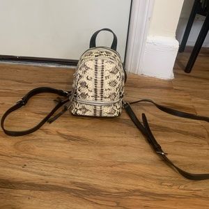 Micheal Kors Back Pack